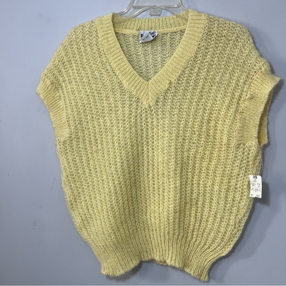 NWT Vintage butter yellow knit sweater vest mohair wool whimsical kawaii pastel - Picture 5 of 12